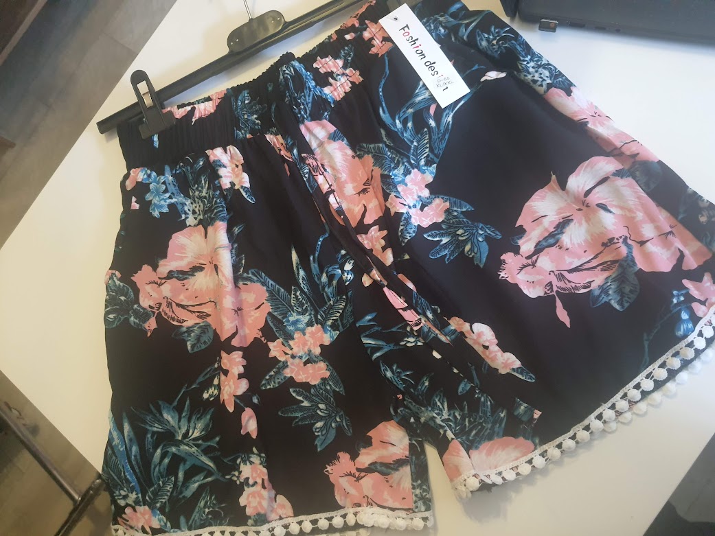 Shorts & bermudas Shorts & bermudas
